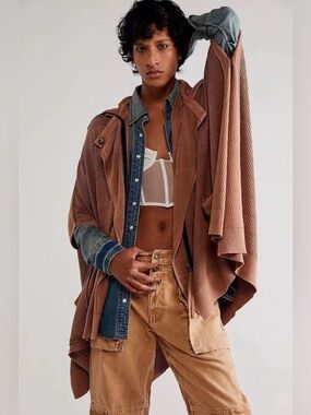 Free People Suzie Poncho Shawl Sweater size M/L Boho Cardigan Brown